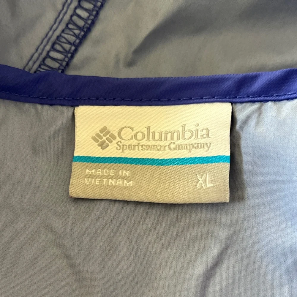Columbia lightweight hooded